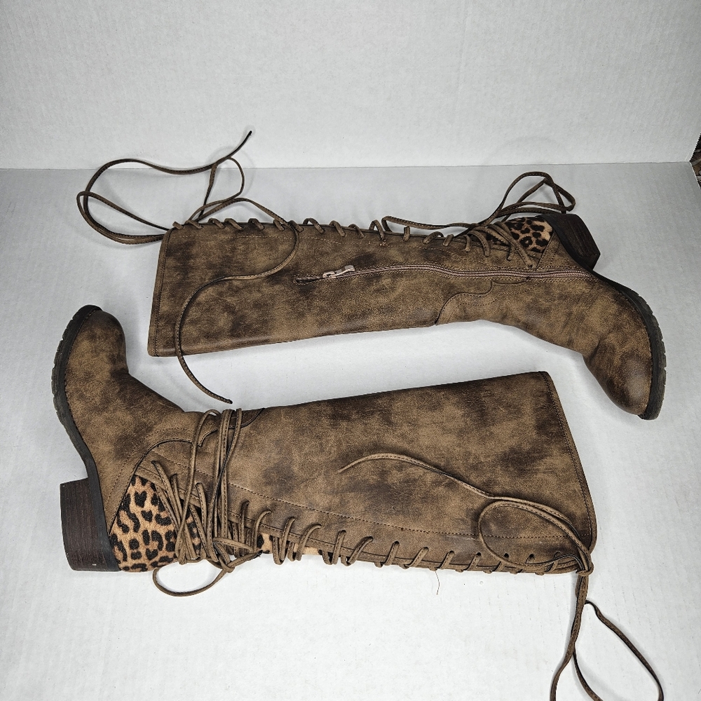 VERY Volatile Los angeles knee high faux leather cowgirl riding boots sz 7